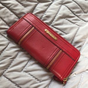 *NEW*Authentic Michael Kors Wallet